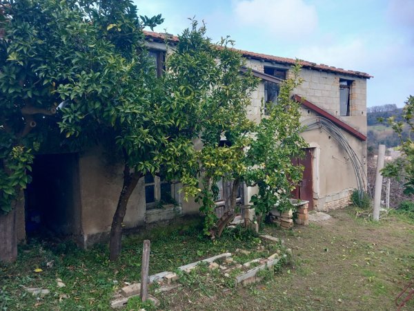 appartamento in vendita a Tollo in zona Macchie