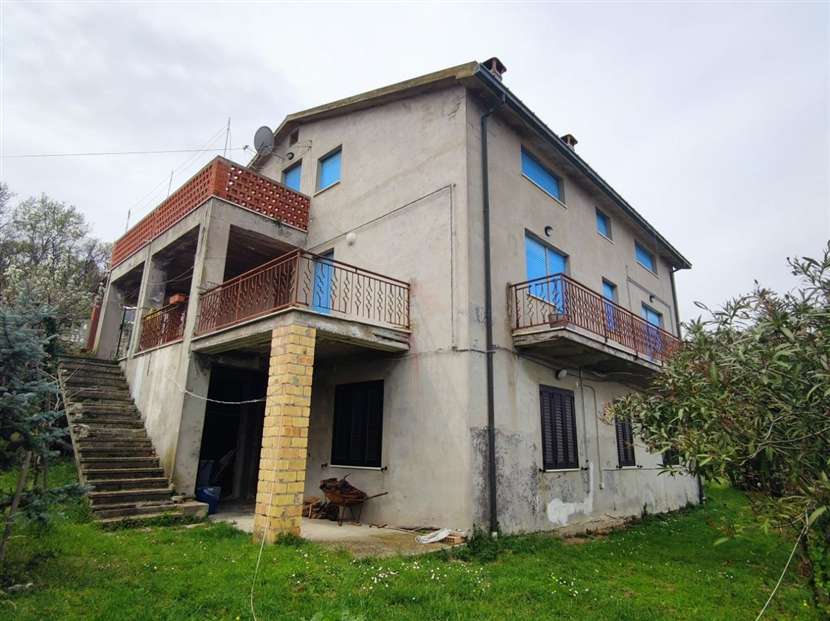 casa indipendente in vendita a Torino di Sangro