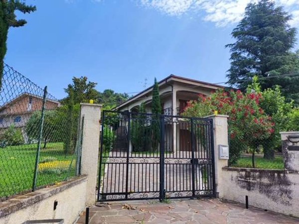 casa indipendente in vendita a Torino di Sangro