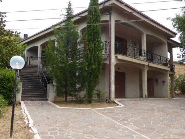 casa indipendente in vendita a Torino di Sangro