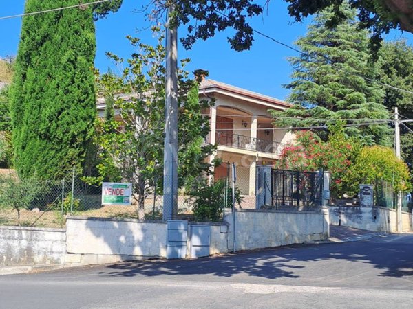 casa indipendente in vendita a Torino di Sangro