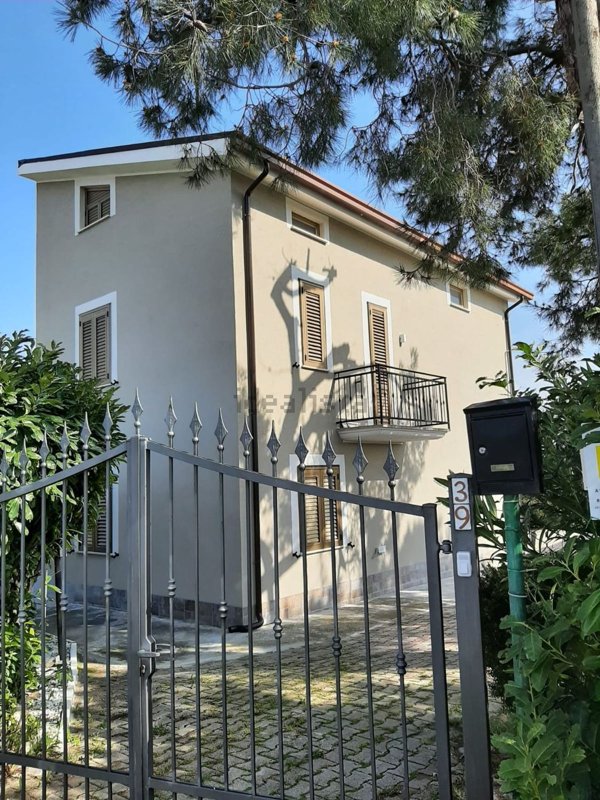 casa indipendente in vendita a Torino di Sangro