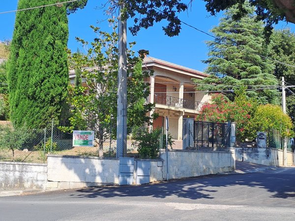 casa indipendente in vendita a Torino di Sangro