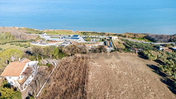 terreno agricolo in vendita a Torino di Sangro in zona Lago Dragoni