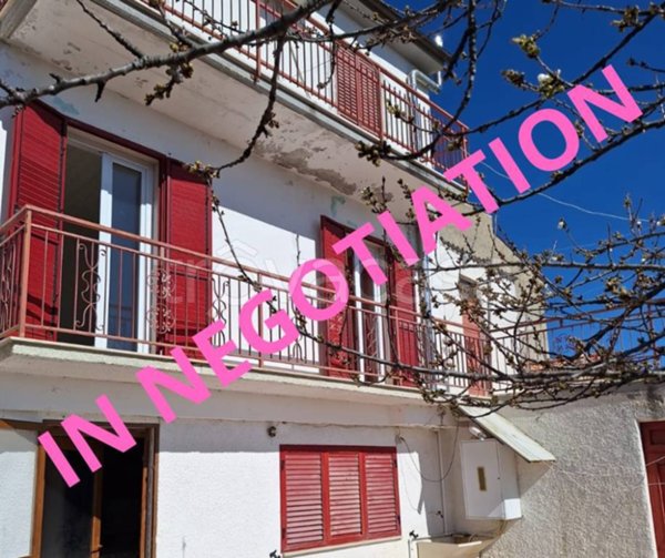 casa indipendente in vendita a Tornareccio