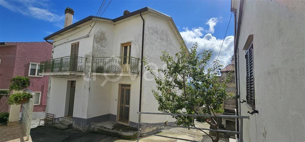 casa indipendente in vendita a Tornareccio in zona San Giovanni