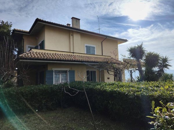 casa indipendente in vendita a Torrevecchia Teatina