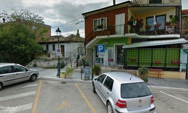 locale commerciale in vendita a Torrevecchia Teatina