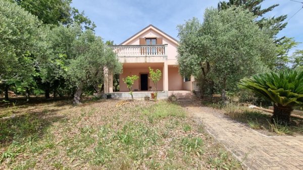 casa indipendente in vendita a Torrevecchia Teatina