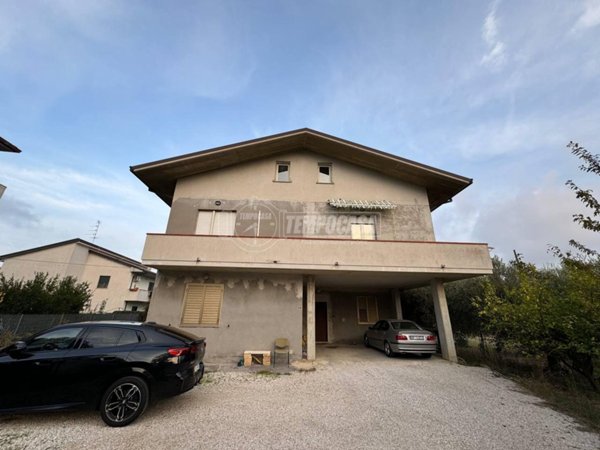 casa indipendente in vendita a Torrevecchia Teatina