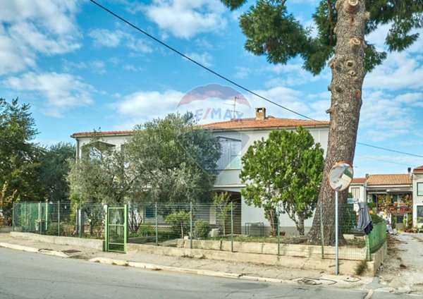 casa indipendente in vendita a Torrevecchia Teatina
