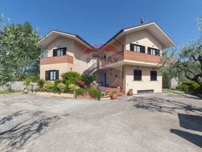 casa indipendente in vendita a Torrevecchia Teatina