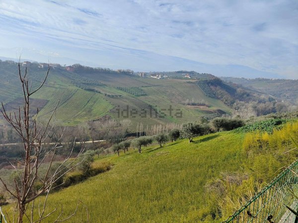 casa indipendente in vendita a Torrevecchia Teatina