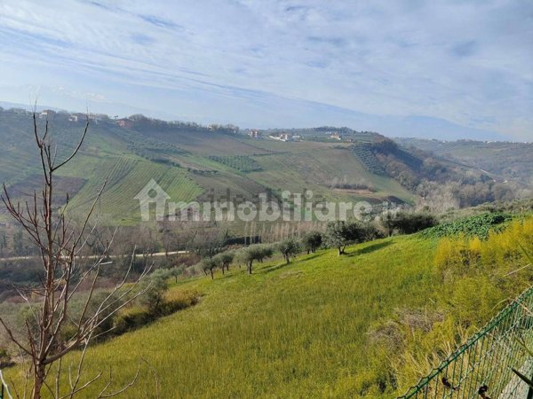 quadrivano in vendita a Torrevecchia Teatina