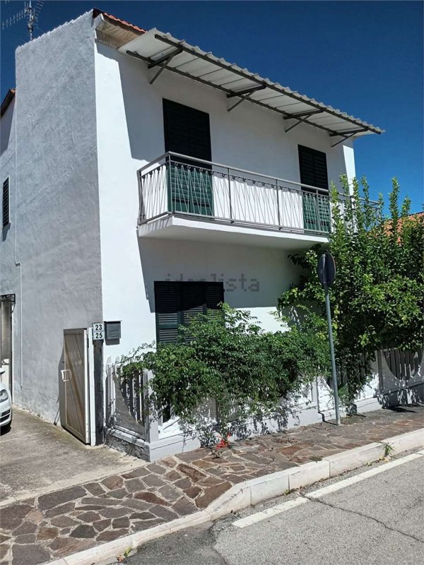 casa indipendente in vendita a Torrevecchia Teatina in zona Castelferrato