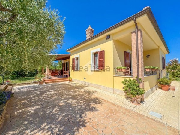 casa indipendente in vendita a Torrevecchia Teatina