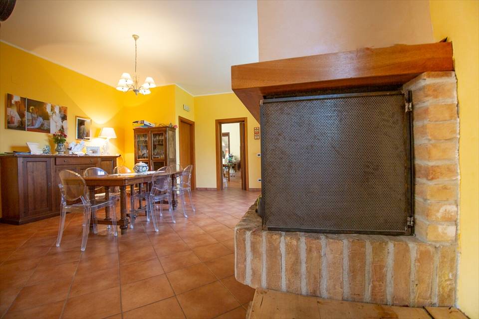 casa indipendente in vendita a Torrevecchia Teatina