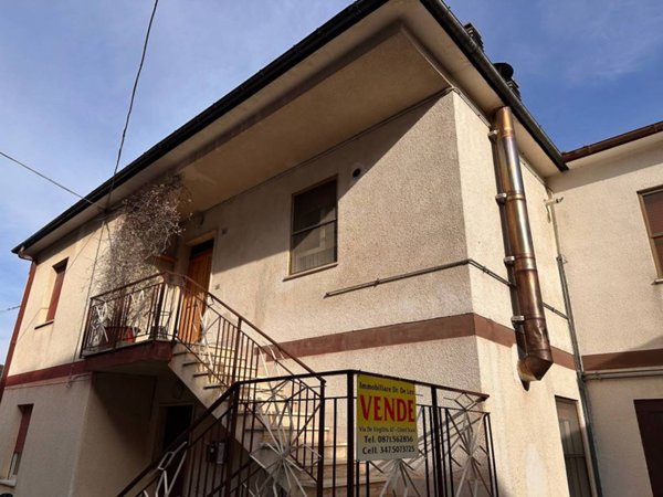 casa indipendente in vendita a Torrevecchia Teatina in zona Castelferrato