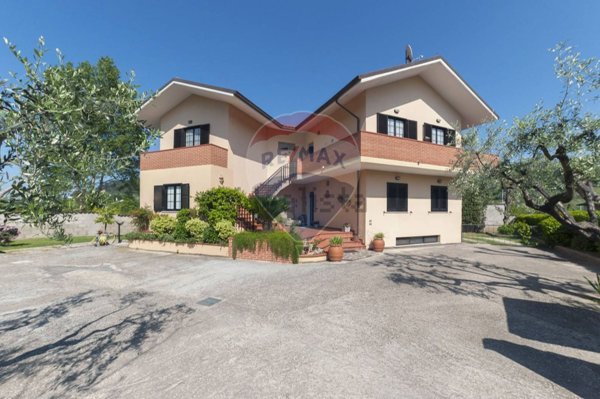 casa indipendente in vendita a Torrevecchia Teatina