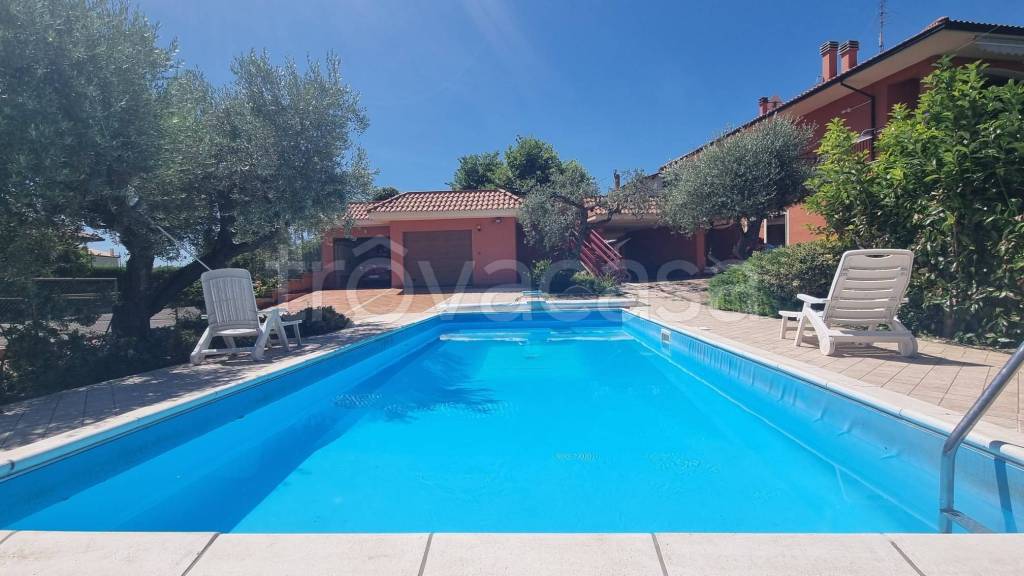 casa indipendente in vendita a Torrevecchia Teatina in zona Castelferrato