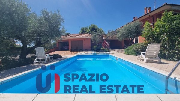 casa indipendente in vendita a Torrevecchia Teatina in zona Castelferrato