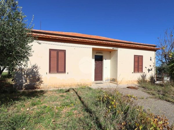 casa indipendente in vendita a Torrevecchia Teatina in zona Torremontanara
