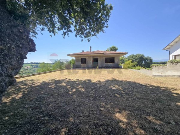 casa indipendente in vendita a Torrevecchia Teatina