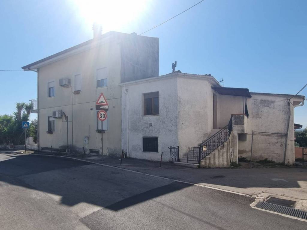 casa indipendente in vendita a Torrevecchia Teatina