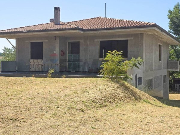 casa indipendente in vendita a Torrevecchia Teatina