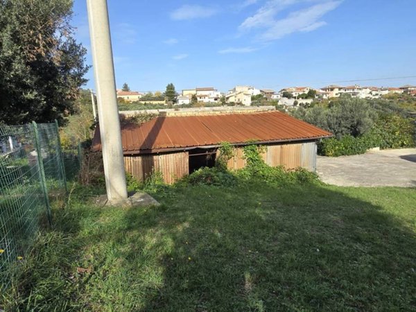 casa indipendente in vendita a Torrevecchia Teatina in zona Castelferrato