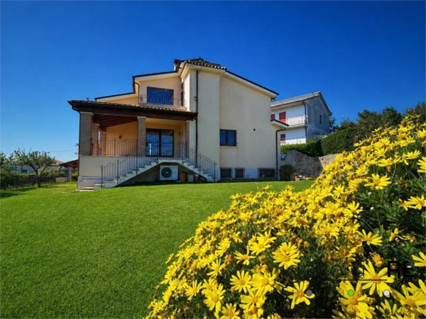 casa indipendente in vendita a Torrevecchia Teatina in zona Torremontanara