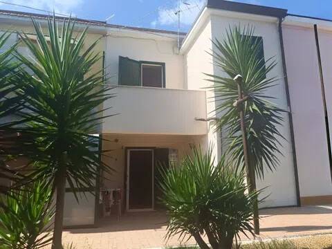 casa indipendente in vendita a Torrevecchia Teatina in zona Castelferrato