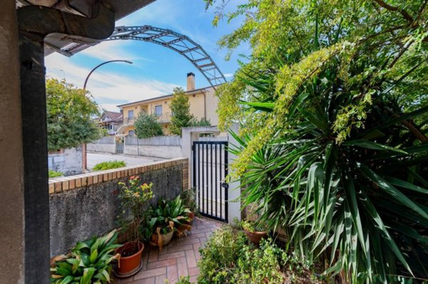 casa indipendente in vendita a Torrevecchia Teatina in zona Castelferrato