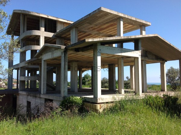 terreno agricolo in vendita a Torrevecchia Teatina in zona Torremontanara
