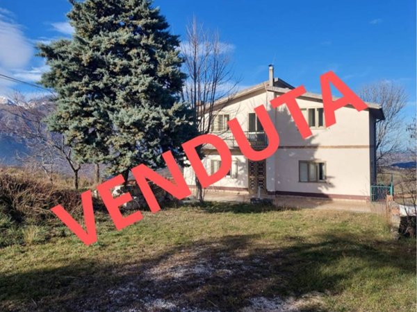 casa indipendente in vendita a Torricella Peligna
