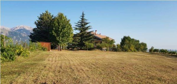 casa indipendente in vendita a Torricella Peligna