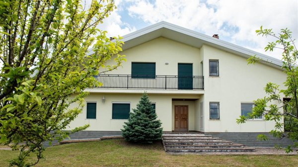 casa indipendente in vendita a Torricella Peligna