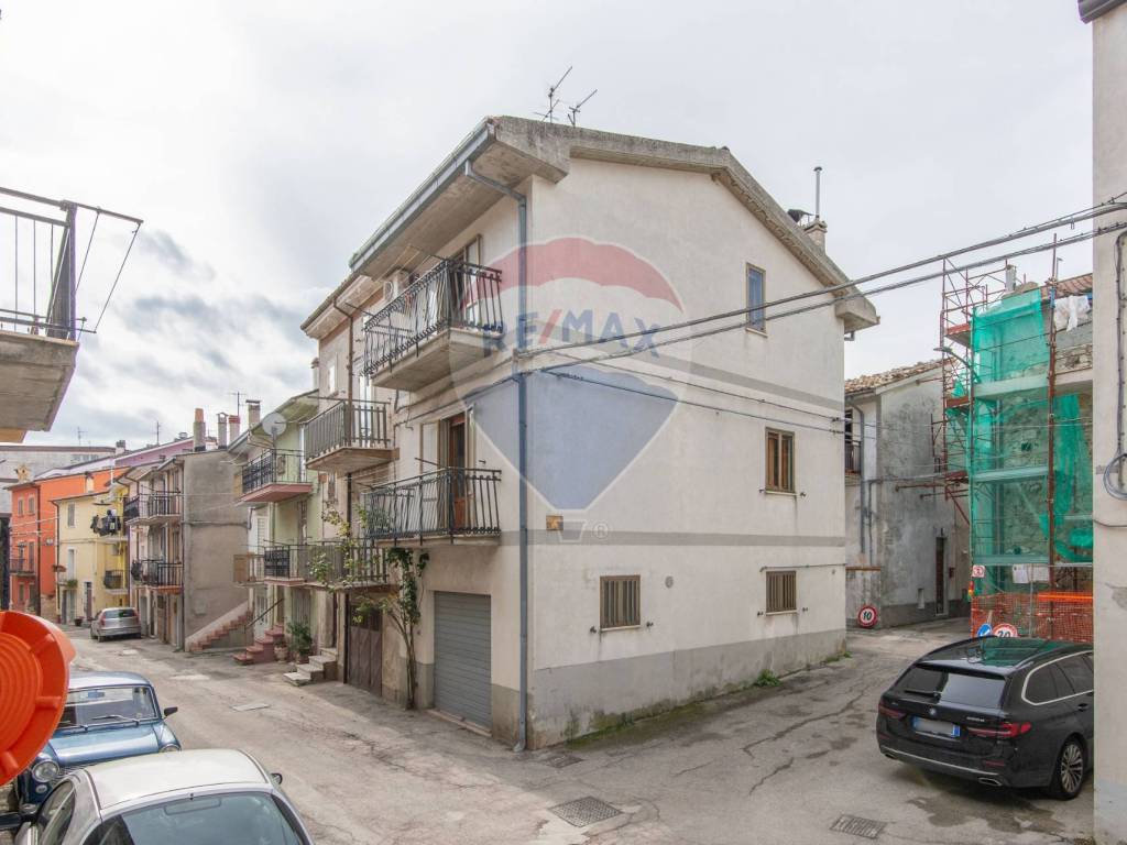 casa indipendente in vendita a Torricella Peligna