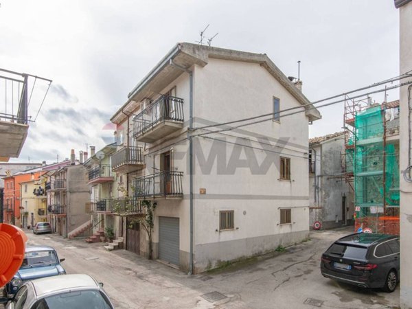 casa indipendente in vendita a Torricella Peligna