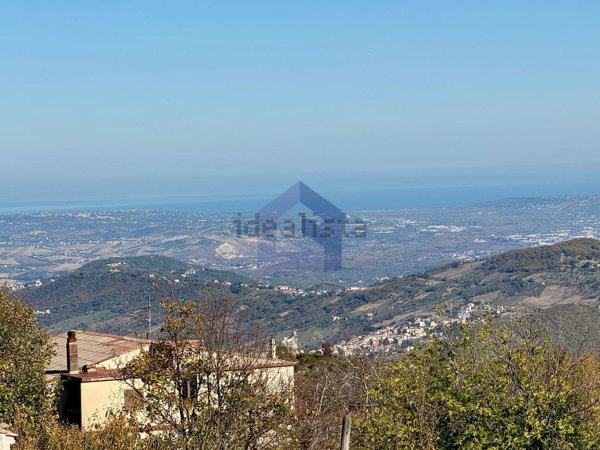 casa semindipendente in vendita a Torricella Peligna