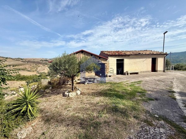 casa indipendente in vendita a Torricella Peligna in zona Colle del Ponte