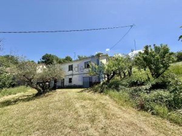 casa indipendente in vendita a Torricella Peligna in zona Colle Zingaro