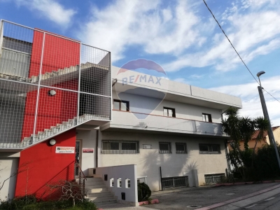 locale commerciale in vendita a Treglio