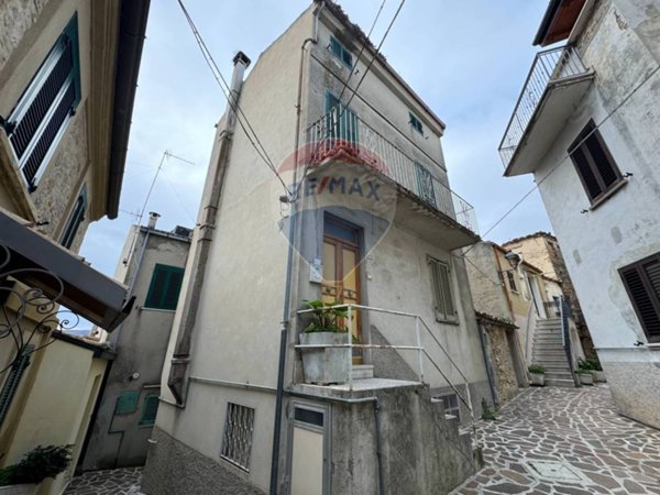 casa indipendente in vendita a Treglio