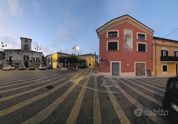 negozio in vendita a Treglio in zona San Giorgio