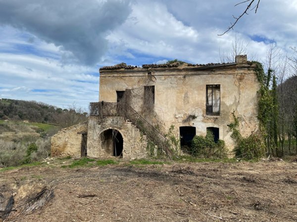 casale in vendita a Treglio