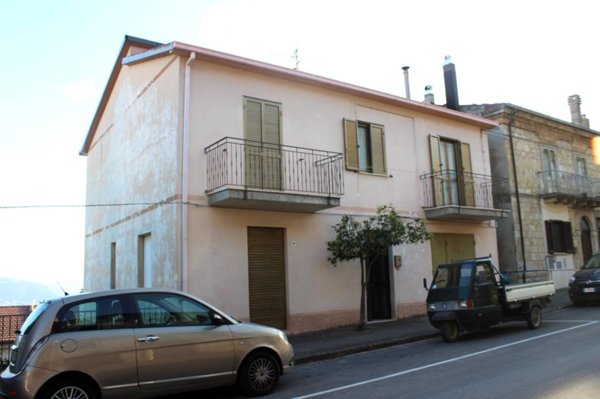 casa indipendente in vendita a Tufillo