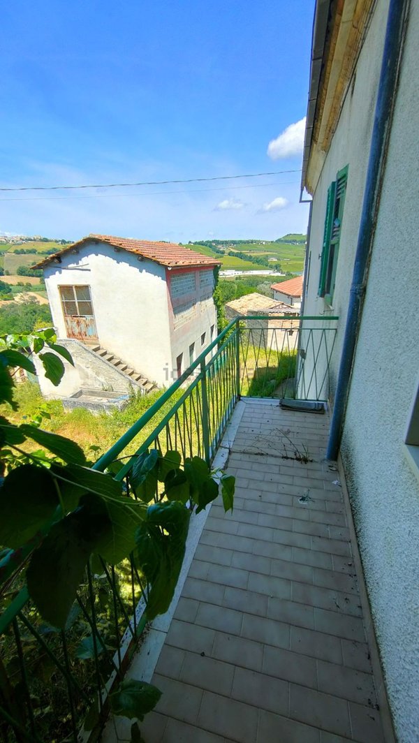 casa indipendente in vendita a Vacri