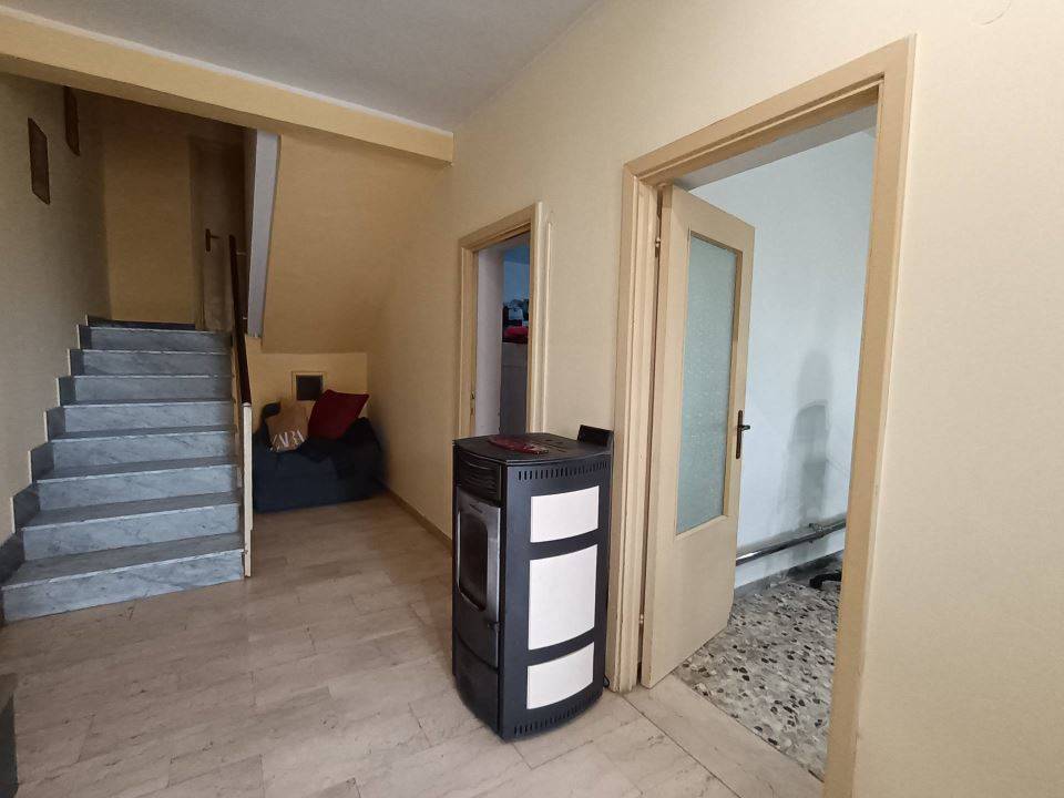 casa indipendente in vendita a Vacri in zona Sant'Agata