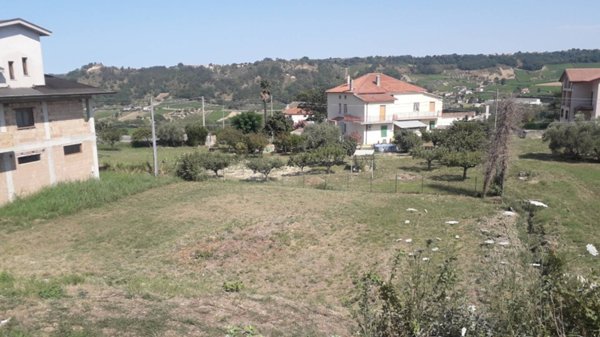 terreno edificabile in vendita a Vacri in zona Sant'Agata